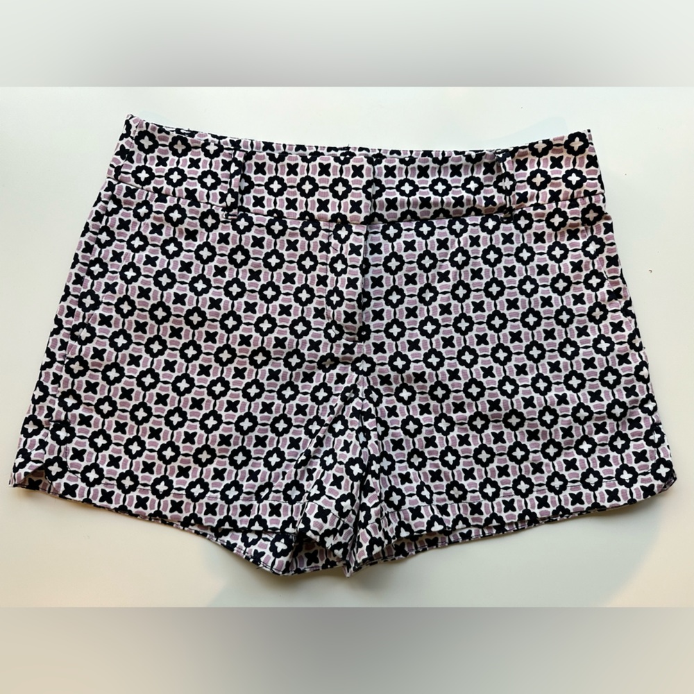Loft shorts, 4”, size 2. Navy, white and mauve.
